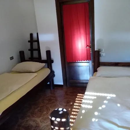 Margutte E Morgante Fogadó Novate Mezzola